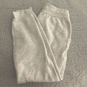 Lululemon Scuba Joggers | Size 4 | Heather Grey